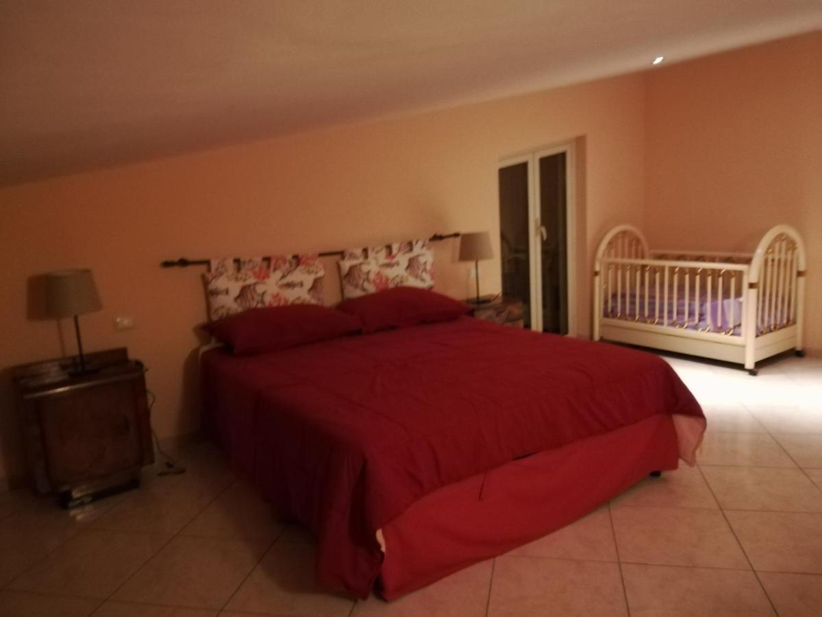 Casa Carmelo Lägenhet Nizza di Sicilia Exteriör bild
