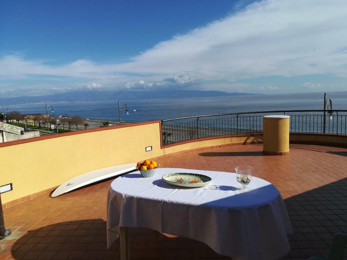 Casa Carmelo Lägenhet Nizza di Sicilia Exteriör bild